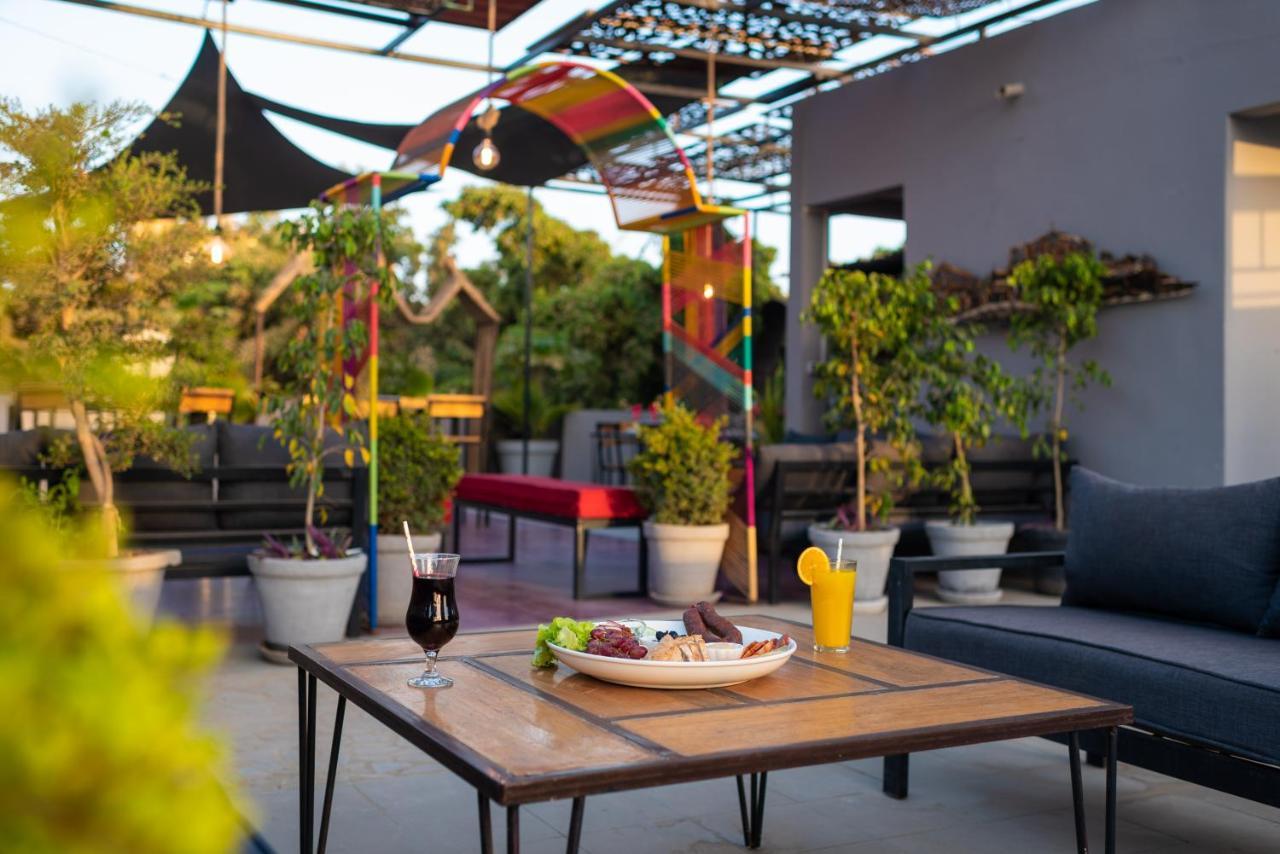 Loman Art Hotel Dakar Eksteriør billede